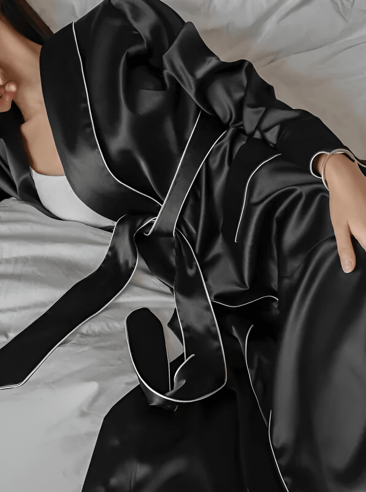 Преміальний халат з тенсел у чорному кольорі- Prosto Dim Ukraine